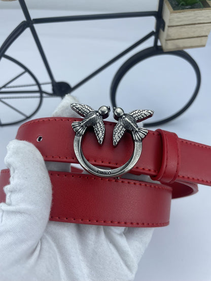 When wearing new men's and women's belts